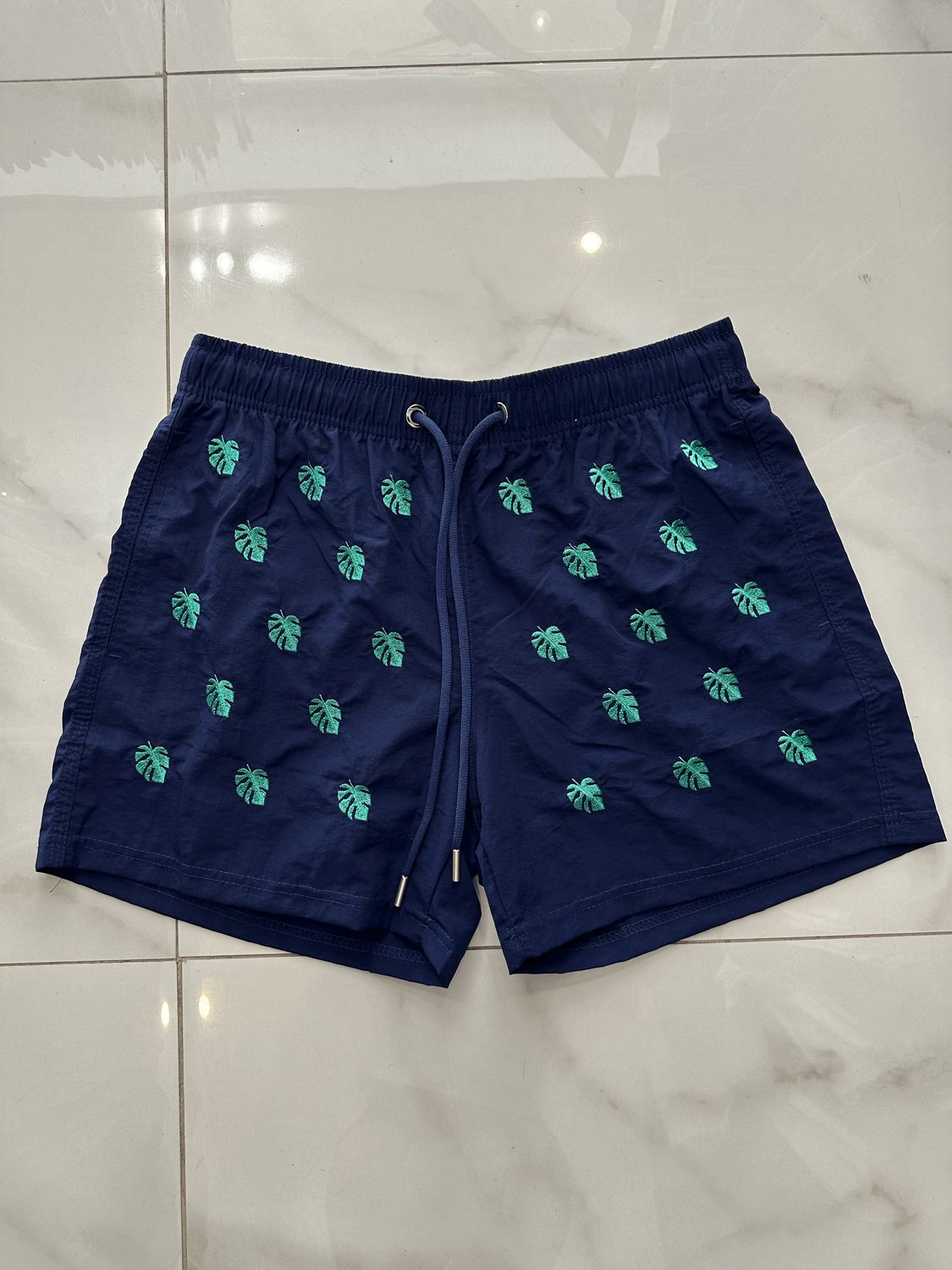 Costume ricamato &#39;Foglia&#39; Blu