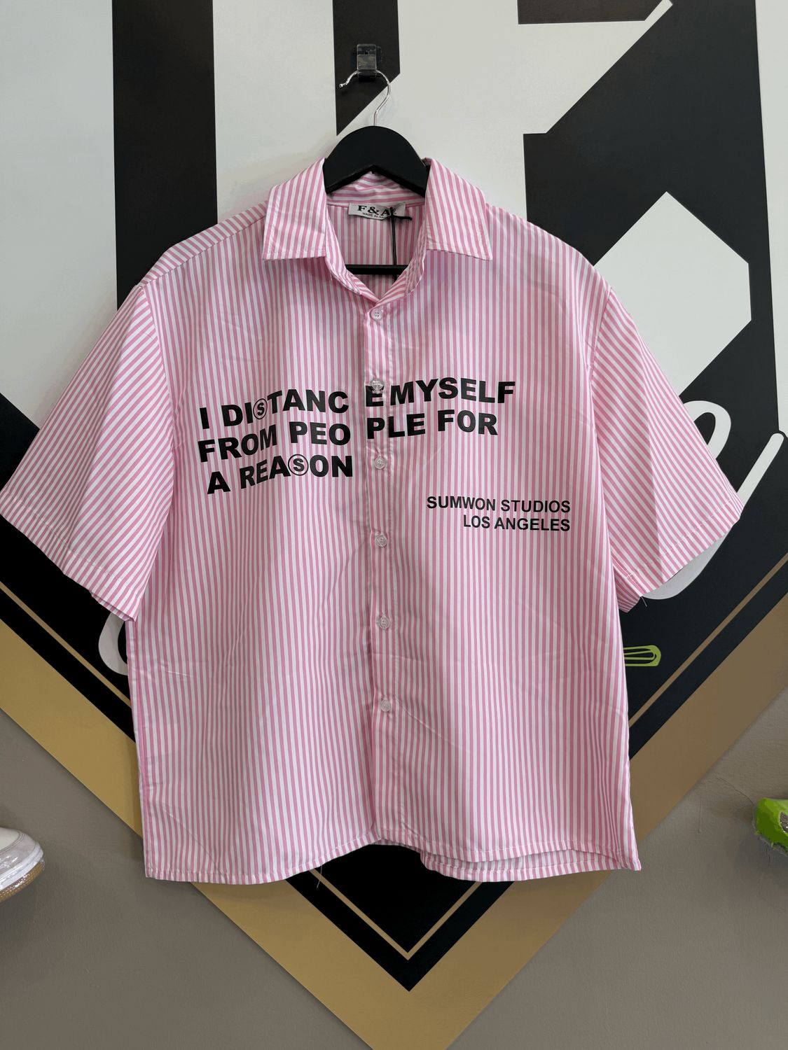 Camicia Shirt Premium Oversize Cropfit Rosa &quot;Distance Myself&quot;