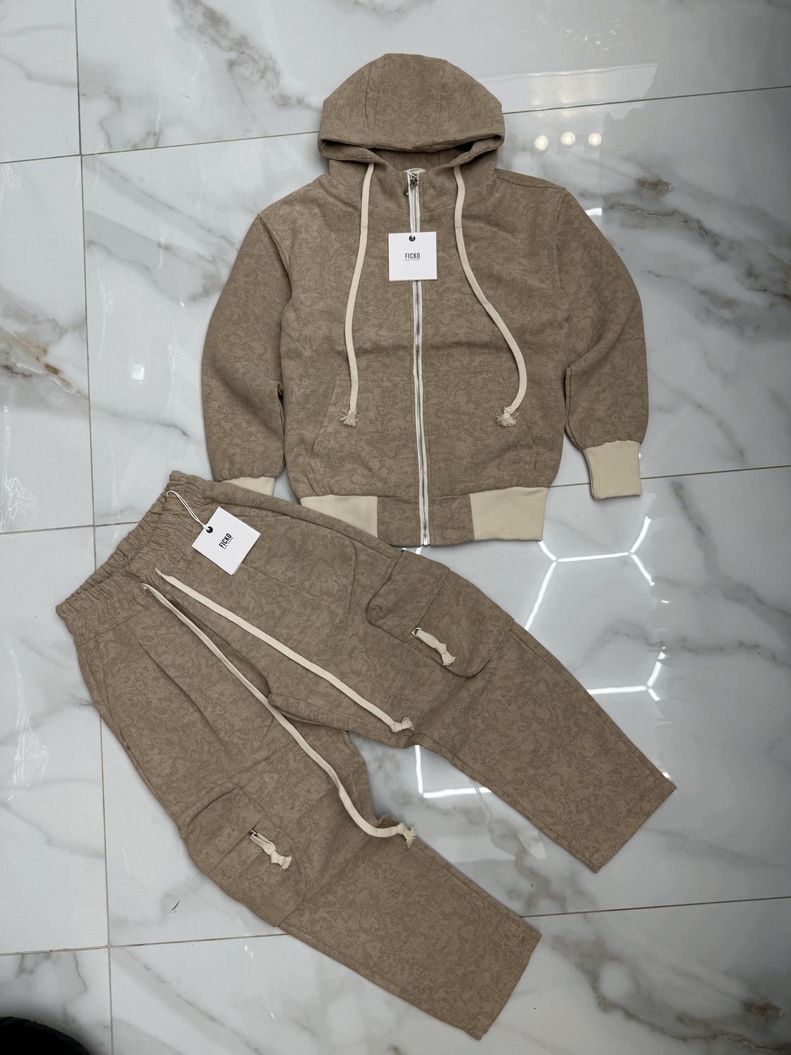 Completo Sartoriale ricamato Cargo Zip BAMBINO Beige