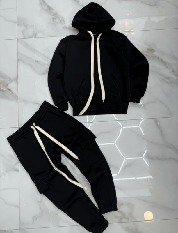 Tuta Completa boxy fit felpata BAMBINO tinta unita nero