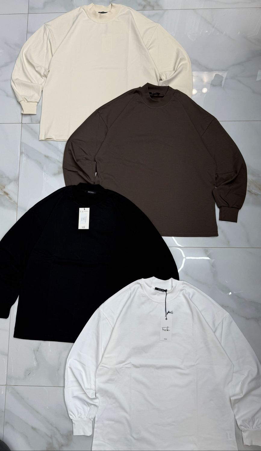 T shirt Longsleeve manica lunga 100% Cotone Premium oversize 4 COLORI T shirt Longsleeve manica lunga 100% Cotone Premium oversize 4 COLORI