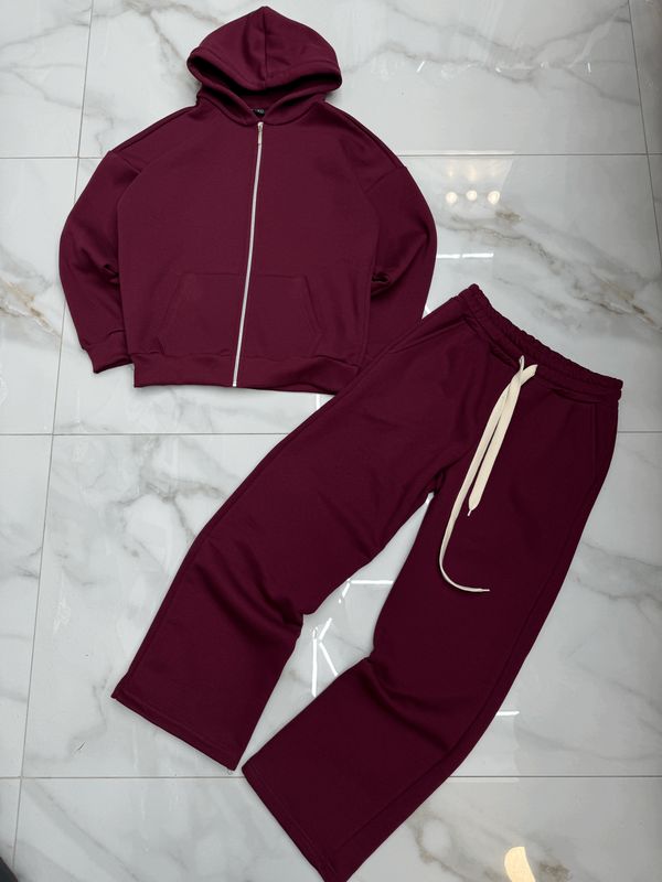 Tuta completa con zip felpata made in italy Fondo bordeaux Tuta completa con zip felpata made in italy Fondo bordeaux