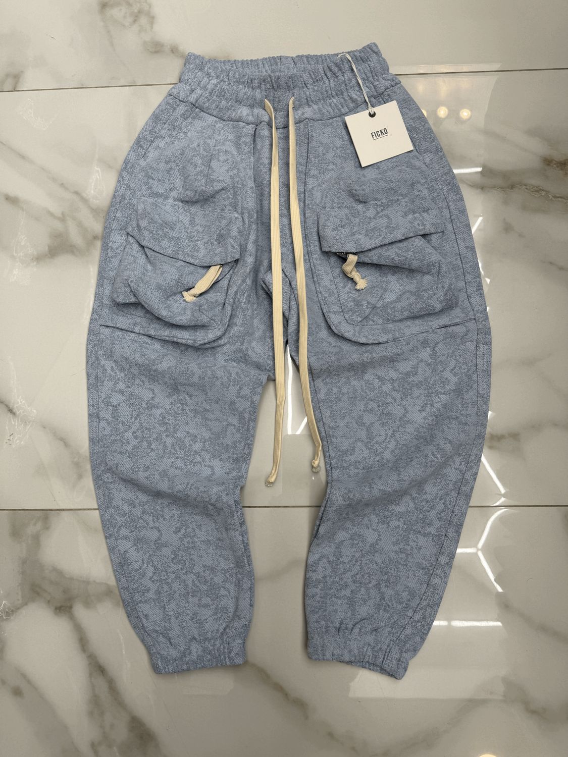 Pantaloni sartoriali ricamati cargo zip BAMBINO celeste polsino