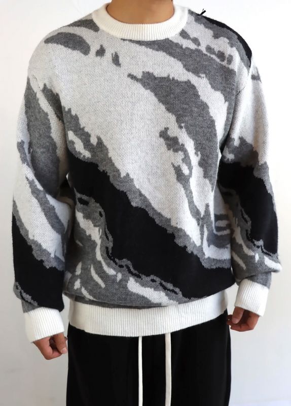 Maglione oversize Limited edition bianco nero grigio Maglione oversize Limited edition bianco nero grigio