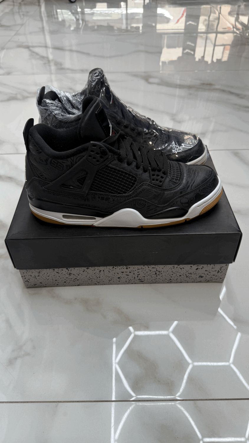 Air Jordan 4 Retro SE Laser Black Gum Air Jordan 4 Retro SE Laser Black Gum