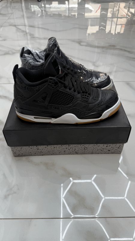Air Jordan 4 Retro SE Laser Black Gum