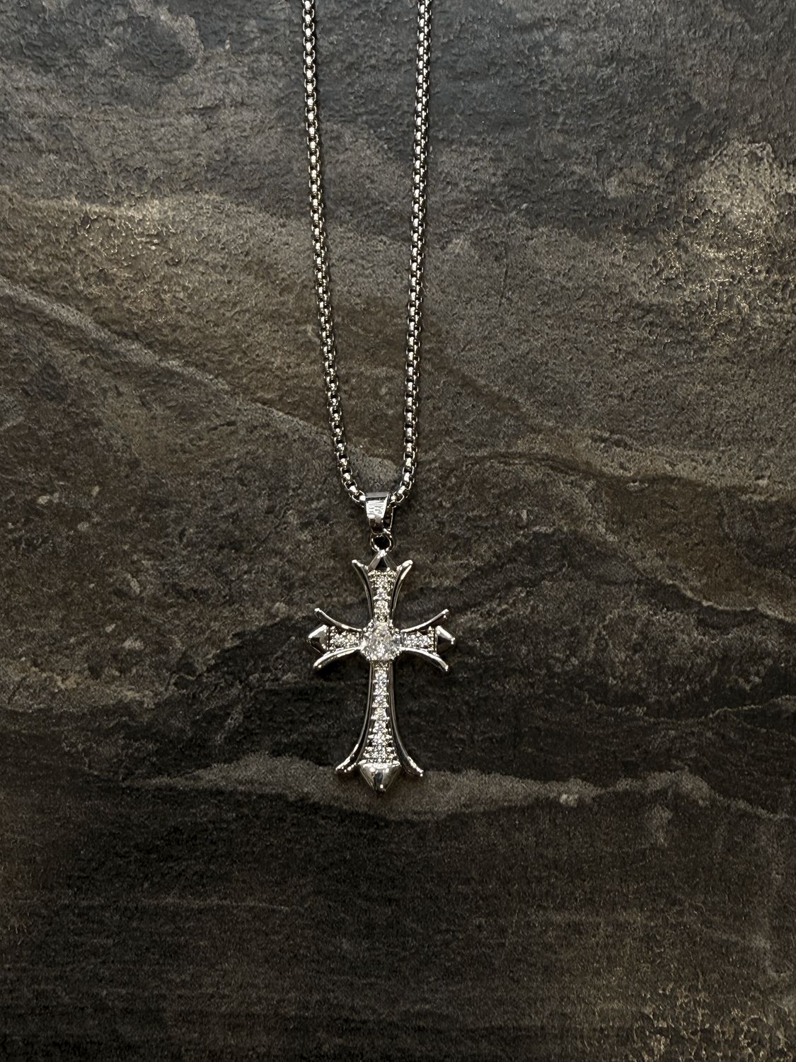 Collana croce con diamanti argento