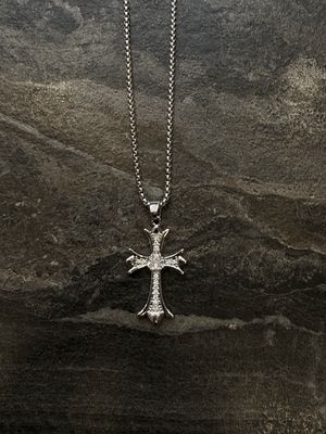 Collana croce con diamanti argento