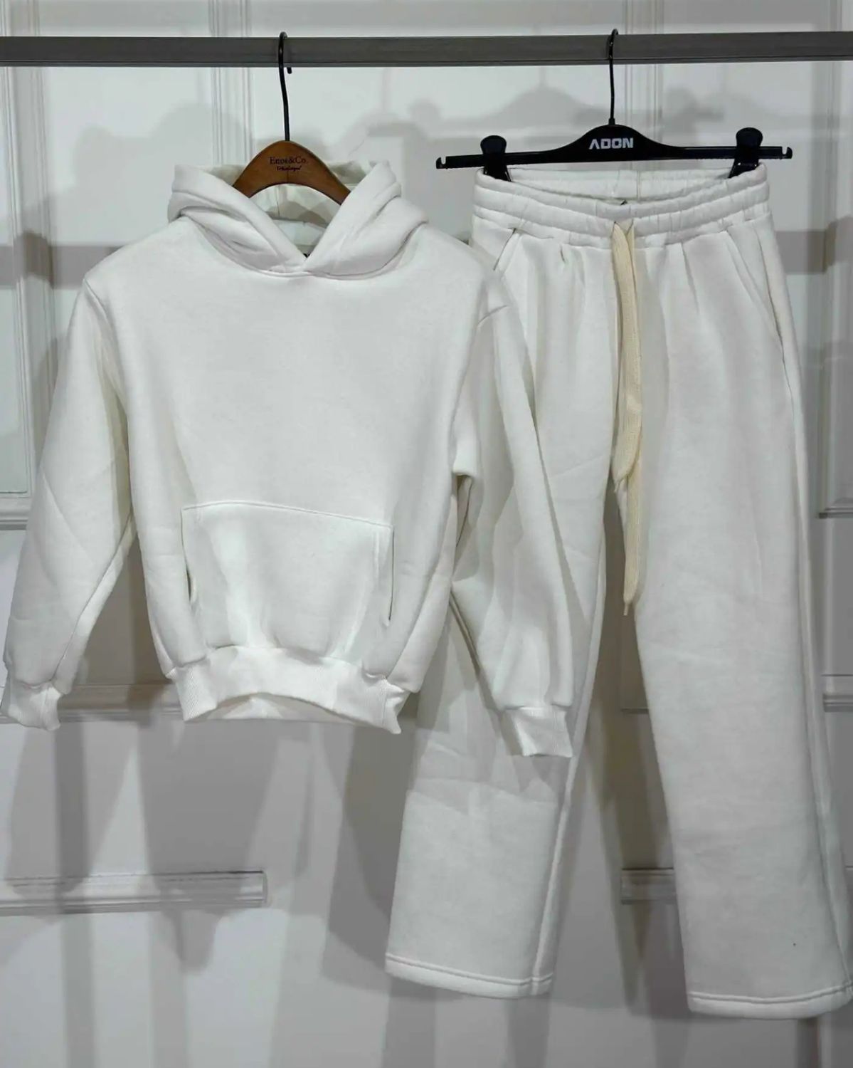 Tuta completa oversize fondo largo felpata BAMBINO bianca Tuta completa oversize fondo largo felpata BAMBINO bianca