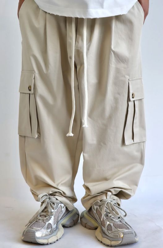 Pantaloni oversize con tasconi made in italy Fondo largo beige