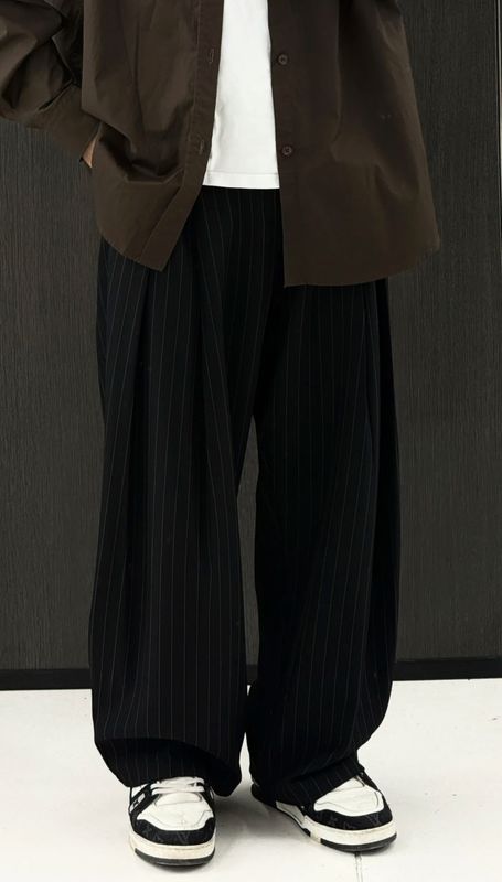 Pantaloni eleganti gessati Fondo largo con pence nero