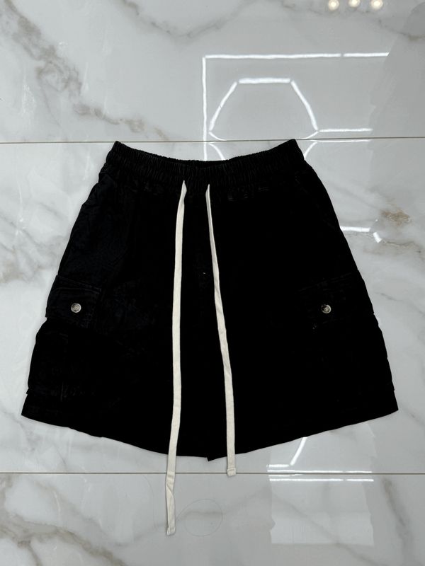 Pantaloncini cargo con tasconi laterali Premium nero