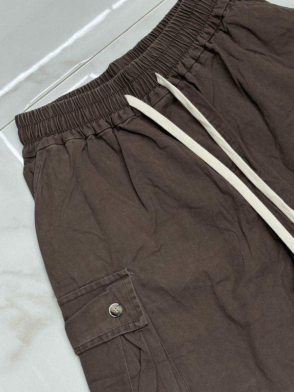 Pantaloncini cargo con tasconi laterali Premium marrone
