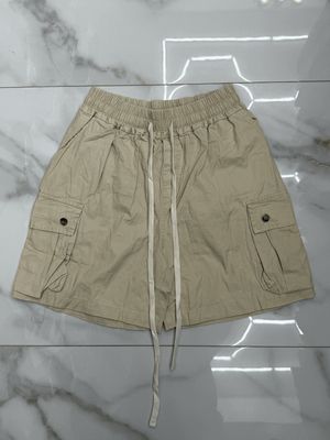 Pantaloncini cargo con tasconi laterali Premium beige