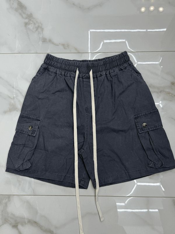 Pantaloncini cargo con tasconi laterali Premium grigio piombo