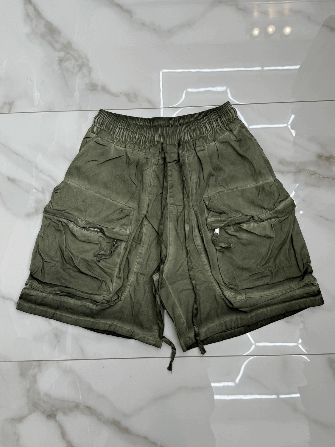 Pantaloncini cargo con tasconi Premium stone wash verde militare