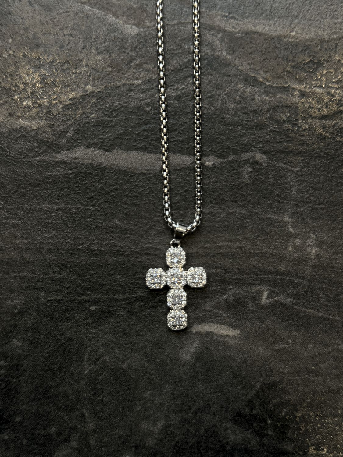 Collana croce con diamanti argento