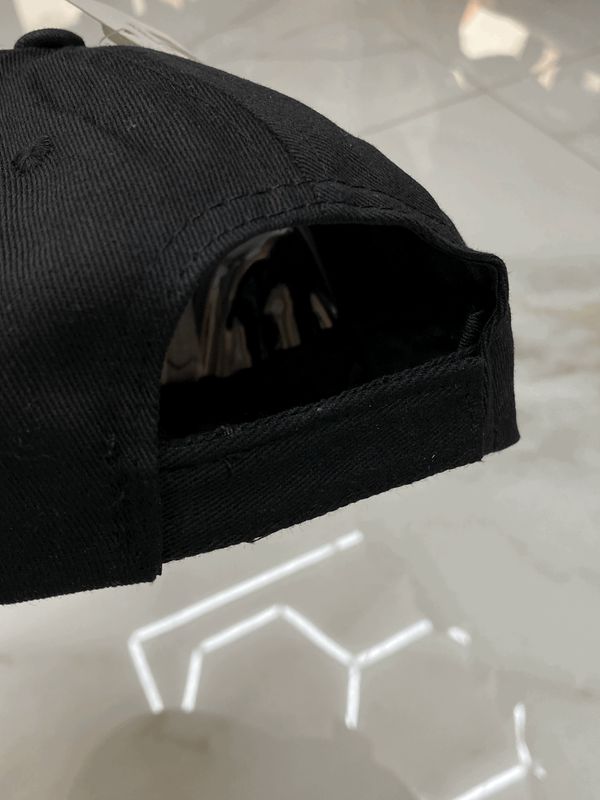 Cappello nero 'TOTAL BLACK' Custom