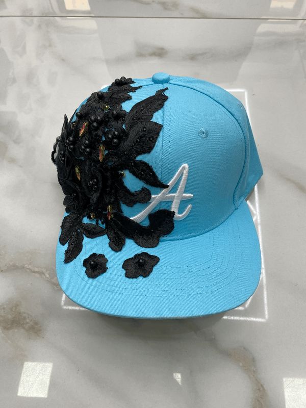 Cappello 'BLACK FLOWERS ' Custom
