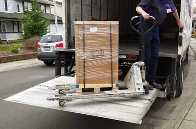 Servicio de puerta levadiza