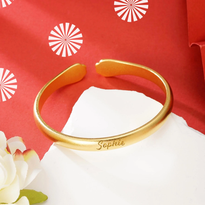 Purrfect Bracelet, Custom Name Engraved Clenching Paw Bracelet by MARMARSO – Bespoke Personalized