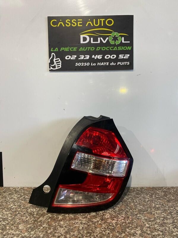 FEU ARRIERE DROIT - RENAULT TWINGO III