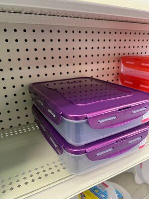 Purple Tupperware - Lock and Close