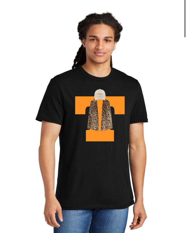 Men’s Tennessee &quot;Daddy Fur&quot; T-Shirt (Black)
