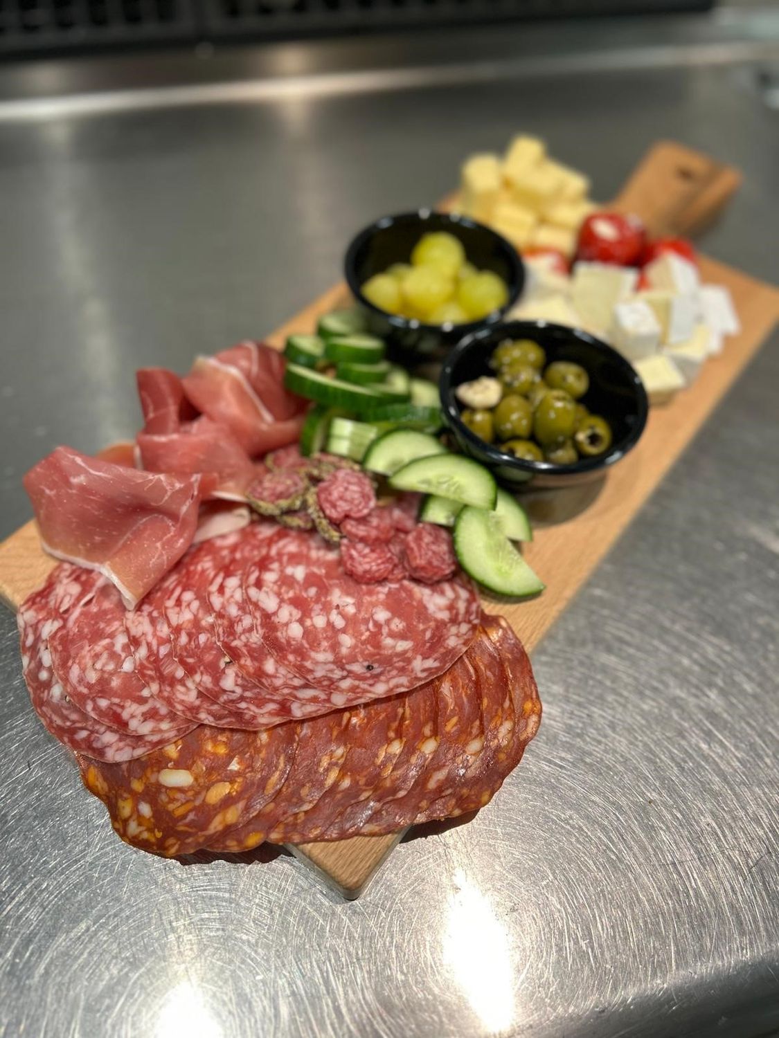 Mixed borrelplank (ca. 8 pers)