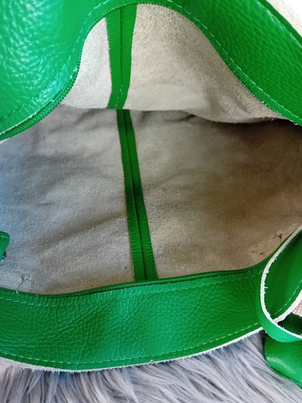 Henkeltasche in Grün