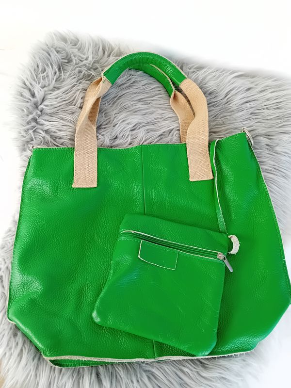 Henkeltasche in Grün