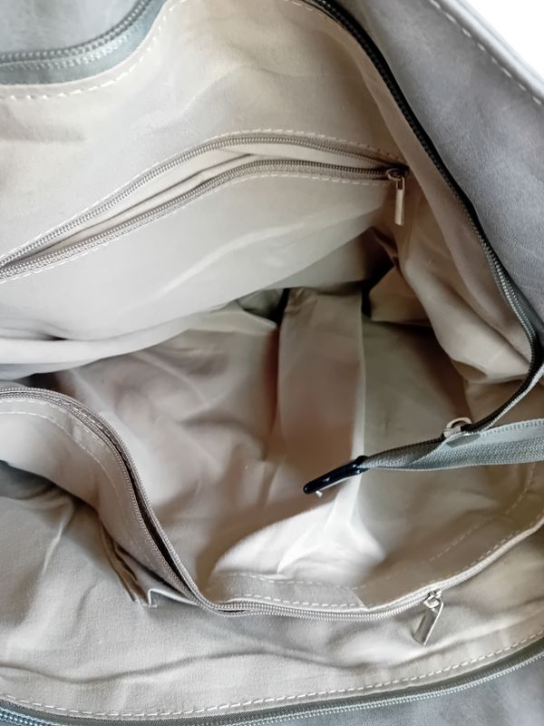 Umhängetasche in Grau