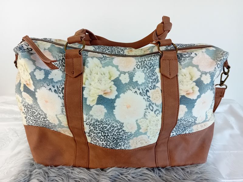 Henkeltasche/Umhängetasche in Bunt