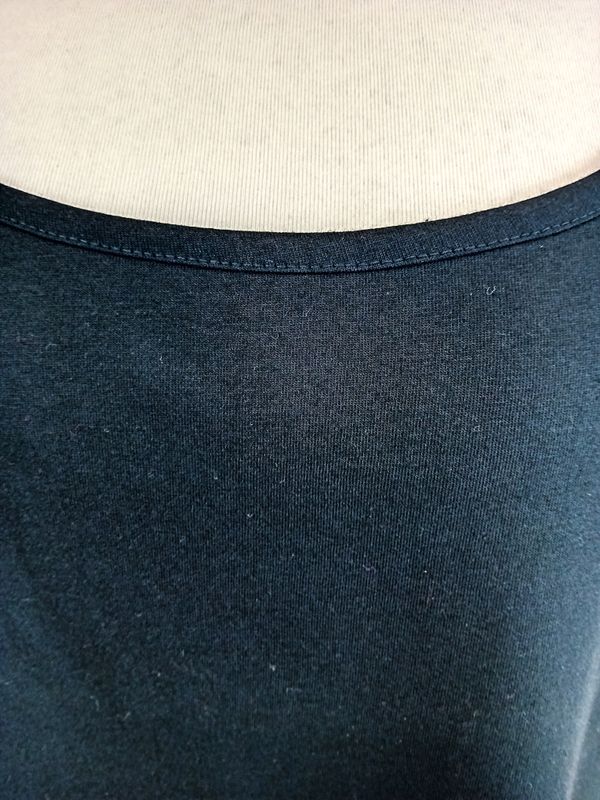 Top von Zhenzi gr.50/52 in Schwarz
