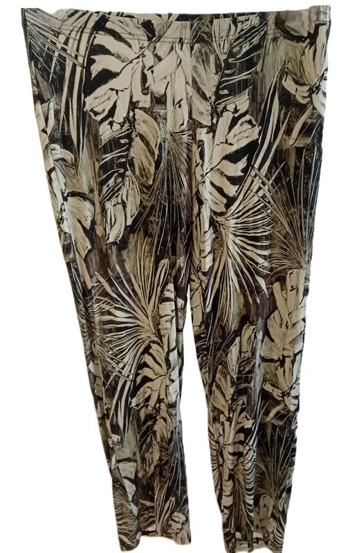 Schlupfhose von Doris Streich gr.46 in Schwarz/Oliv