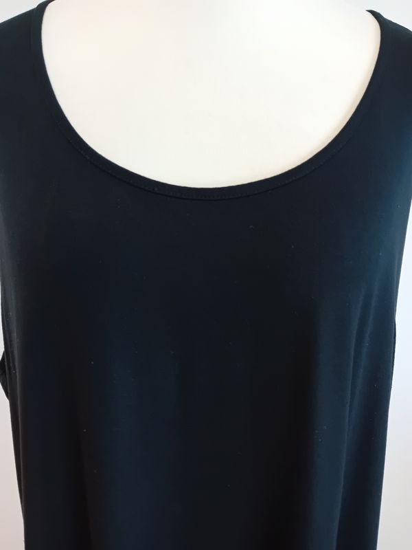 Ärmelloses Maxikleid von Ulla Popken gr.54/56 in Schwarz