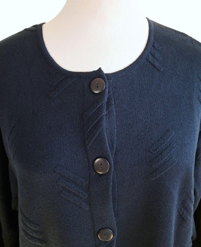 Strickjacke von Heimod gr.48 in Dunkelblau