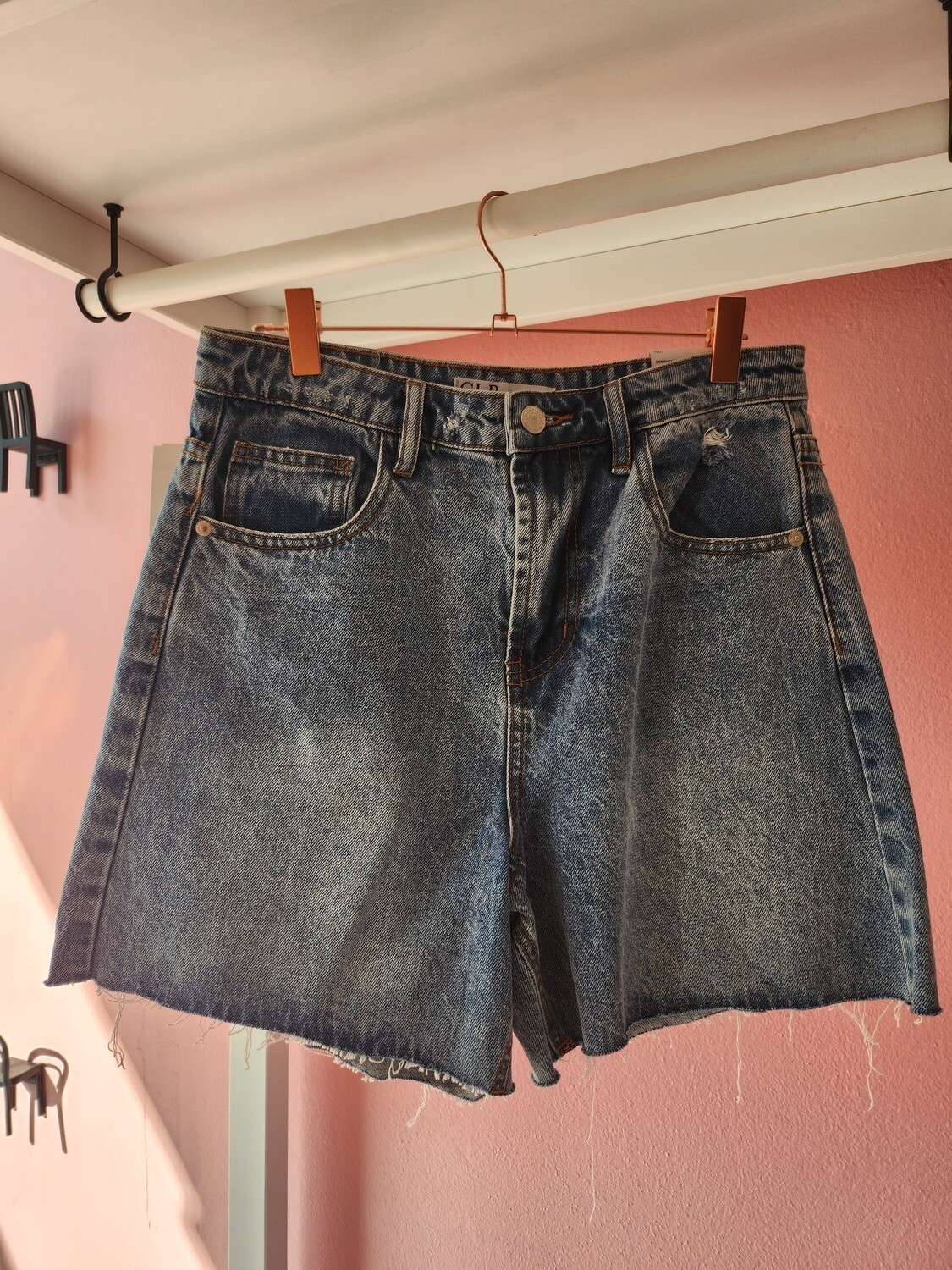 PANTALON CORTO