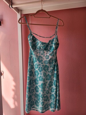 VESTIDO VERDE AGUA