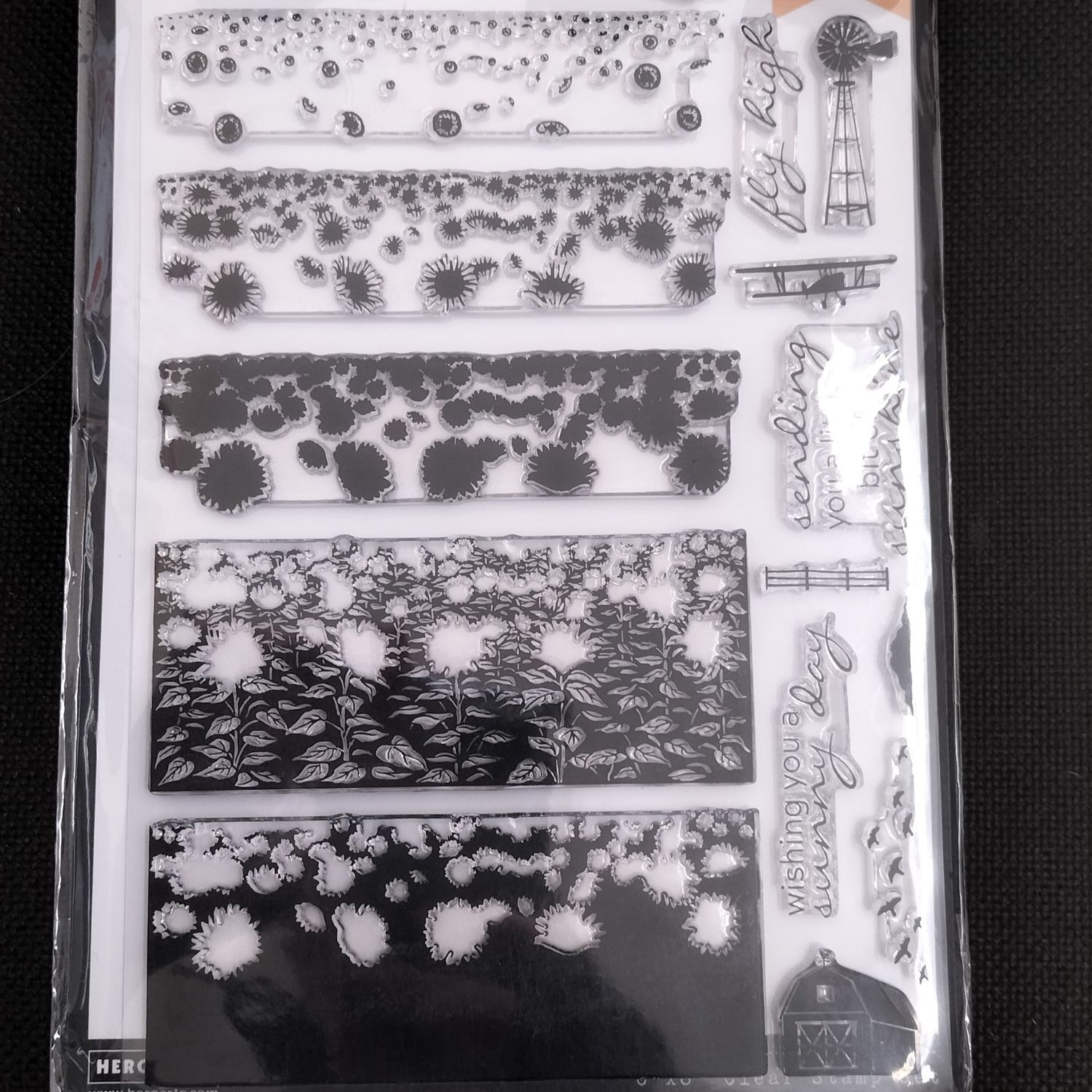 Hero Arts Heroscapes Sunflower Field stamp and die