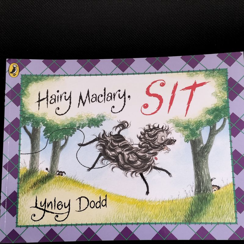 Hairy Maclary Sit by Lynley Dodd
