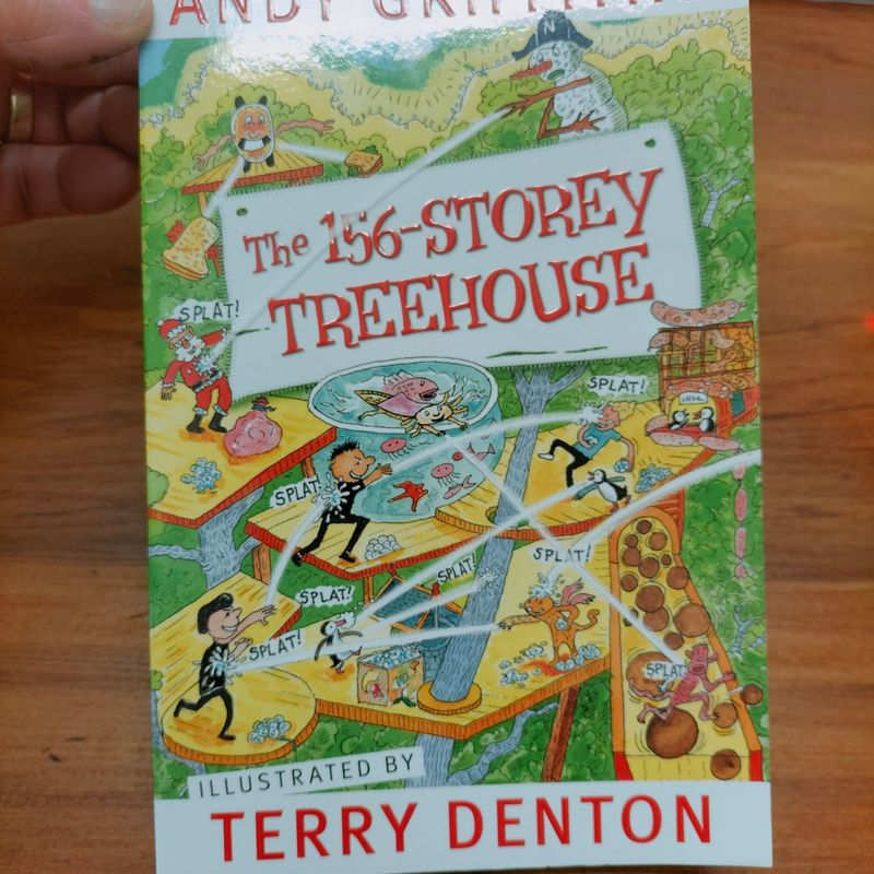 The 156 Storey Treehouse by Andy Griffths