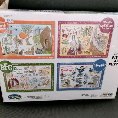 The BFG Jigsaw 300XL pieces - Dreams by Roald Dahal
