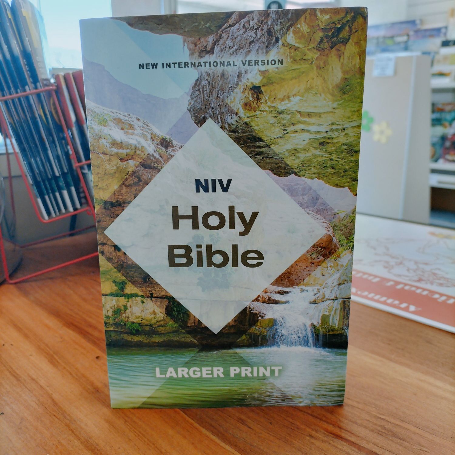 NIV Holy Bible Large Print 9.9 Print size