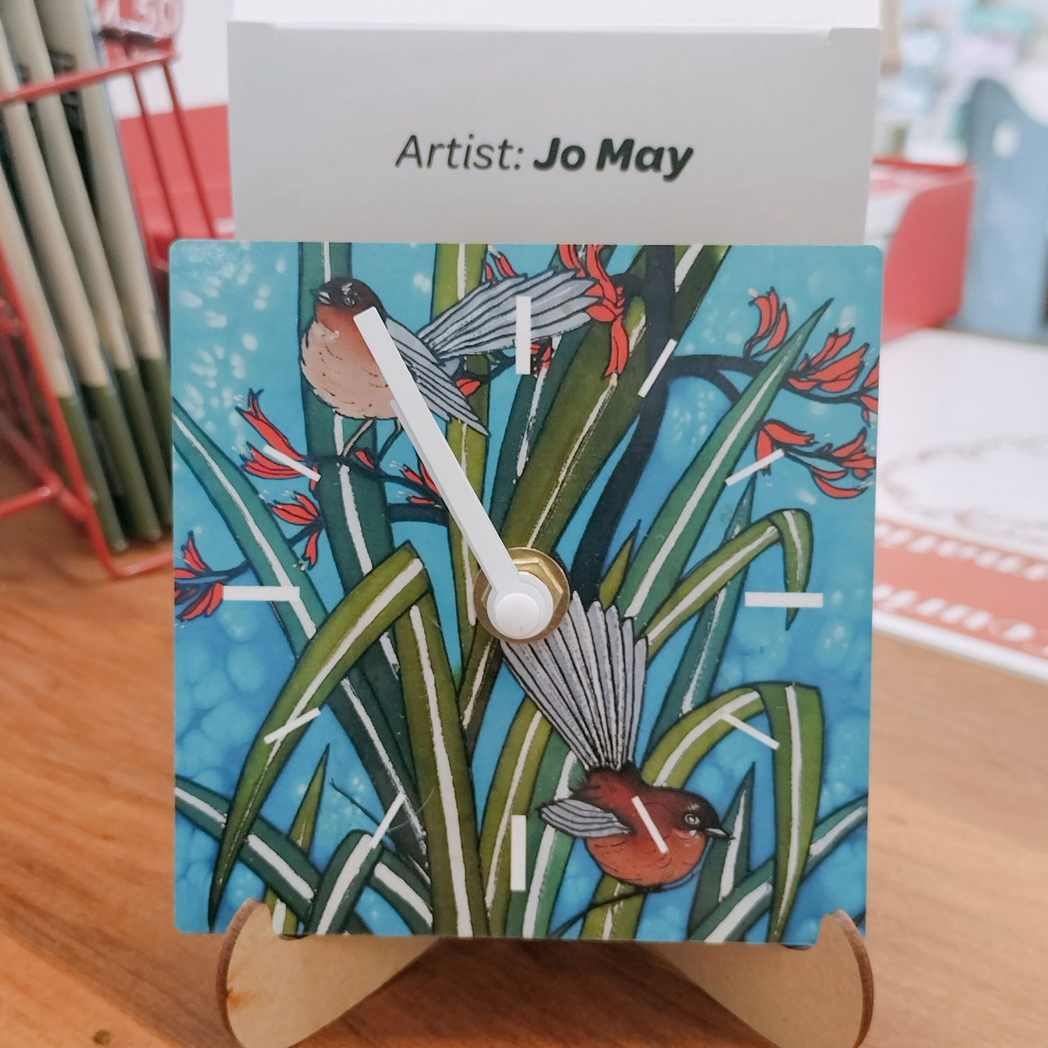 Magnetic Clock - Jo May Artist - Bird Designs, All Styles: Fantail