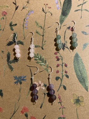 925 silver earrings, with amethysts, rose quartz and aventurine. 💖 €40 a pair.