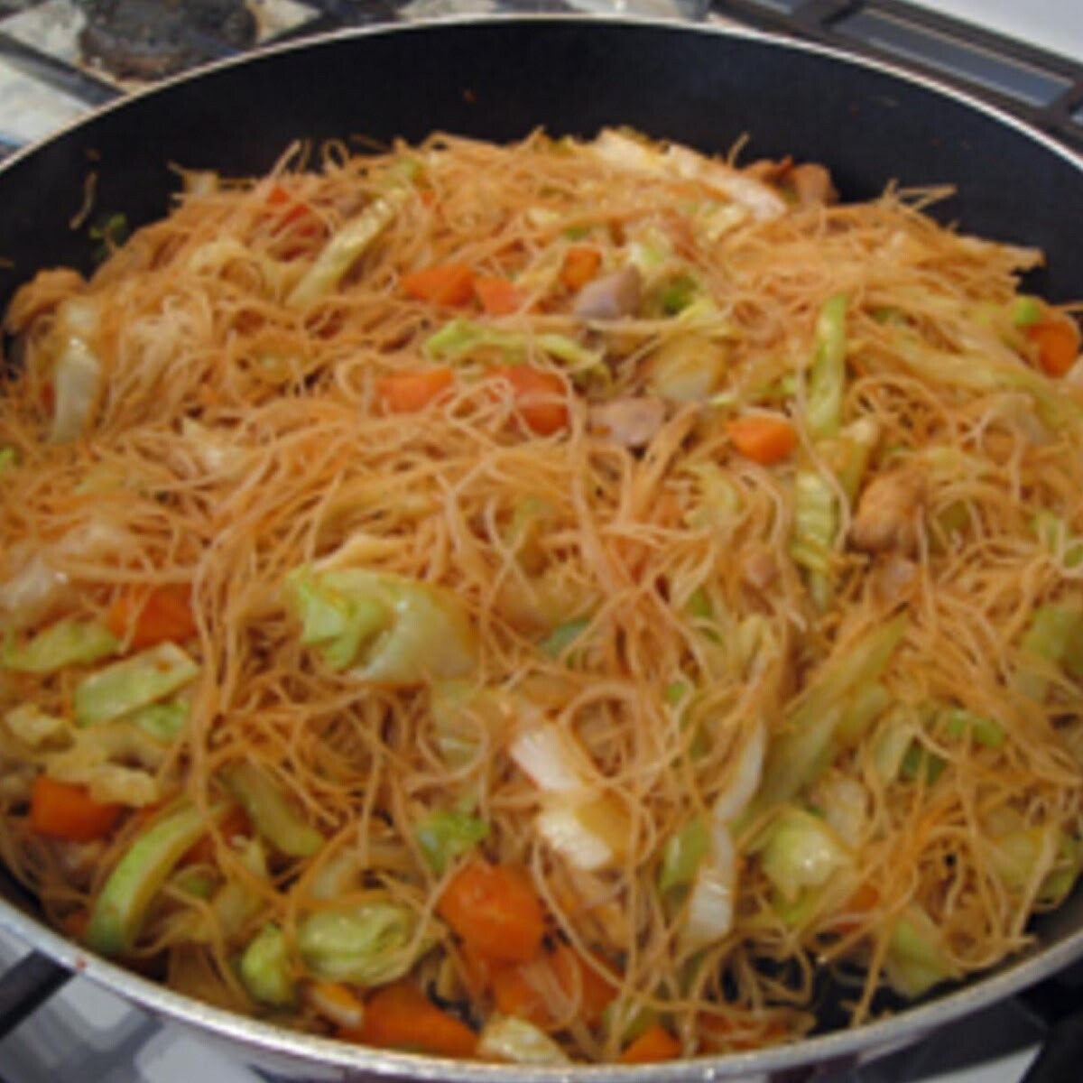 Pancit au poulet