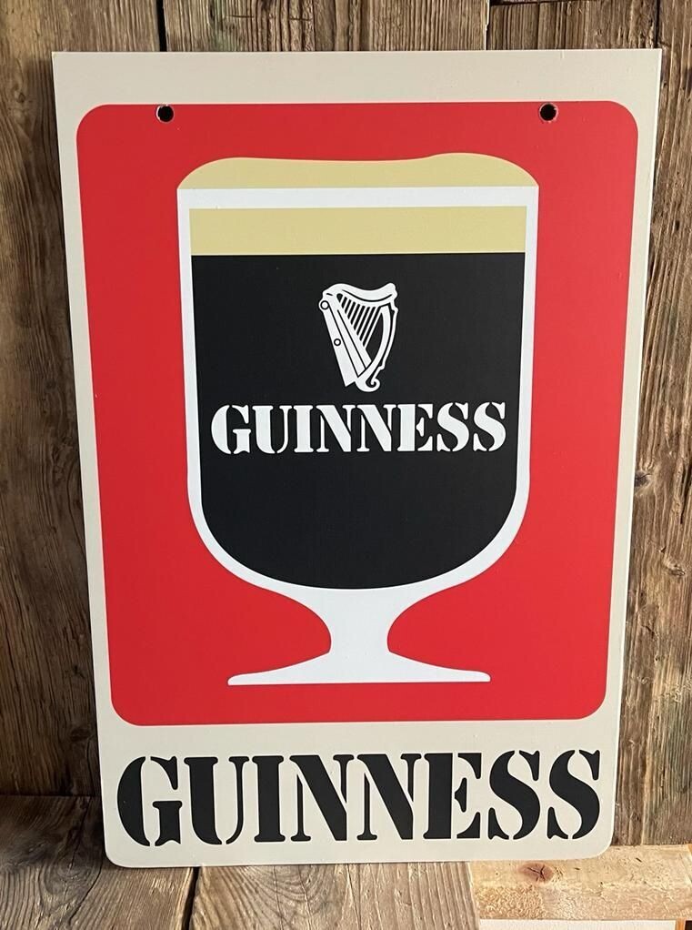 1/2 Pint Glass GUINNESS Sign