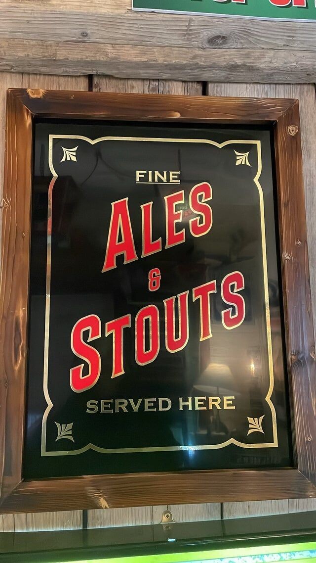 Ales & Stouts High Gloss with Frame