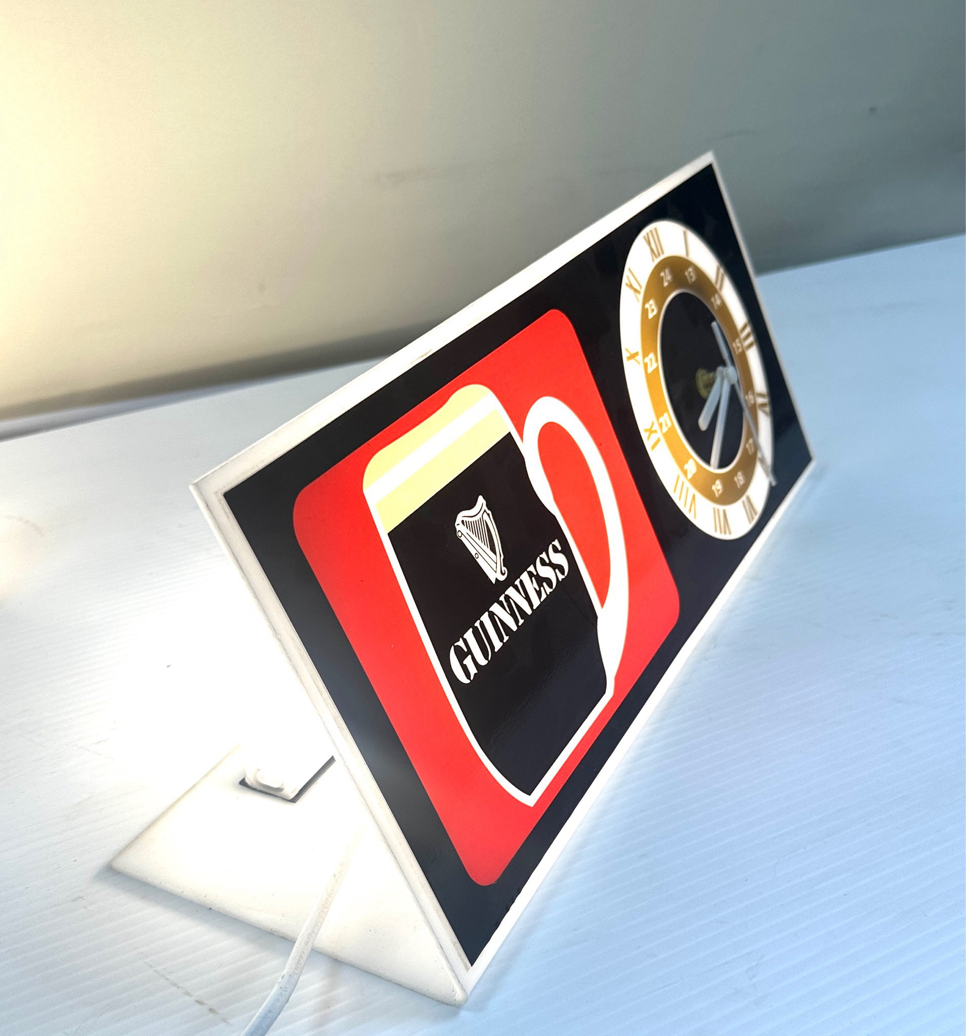 Illuminated Guinness Shelf Clock (Black)